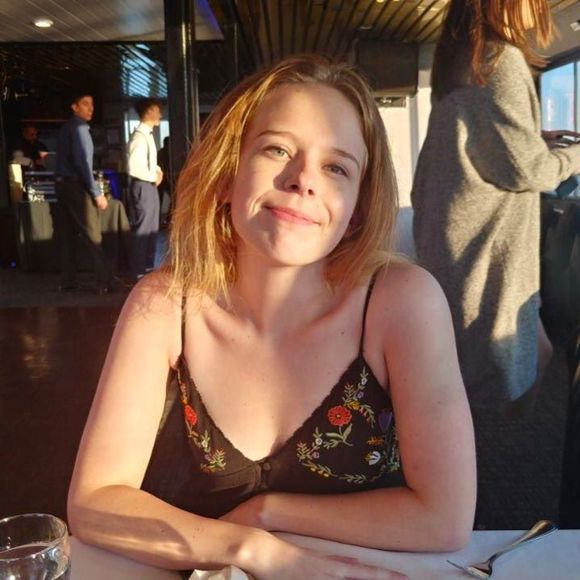 Meet your Posher, Sheridan - Picture 1 of 1